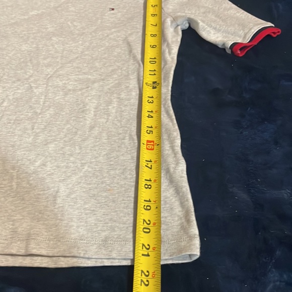 Tommy Hilfiger t shirt - Picture 4 of 6